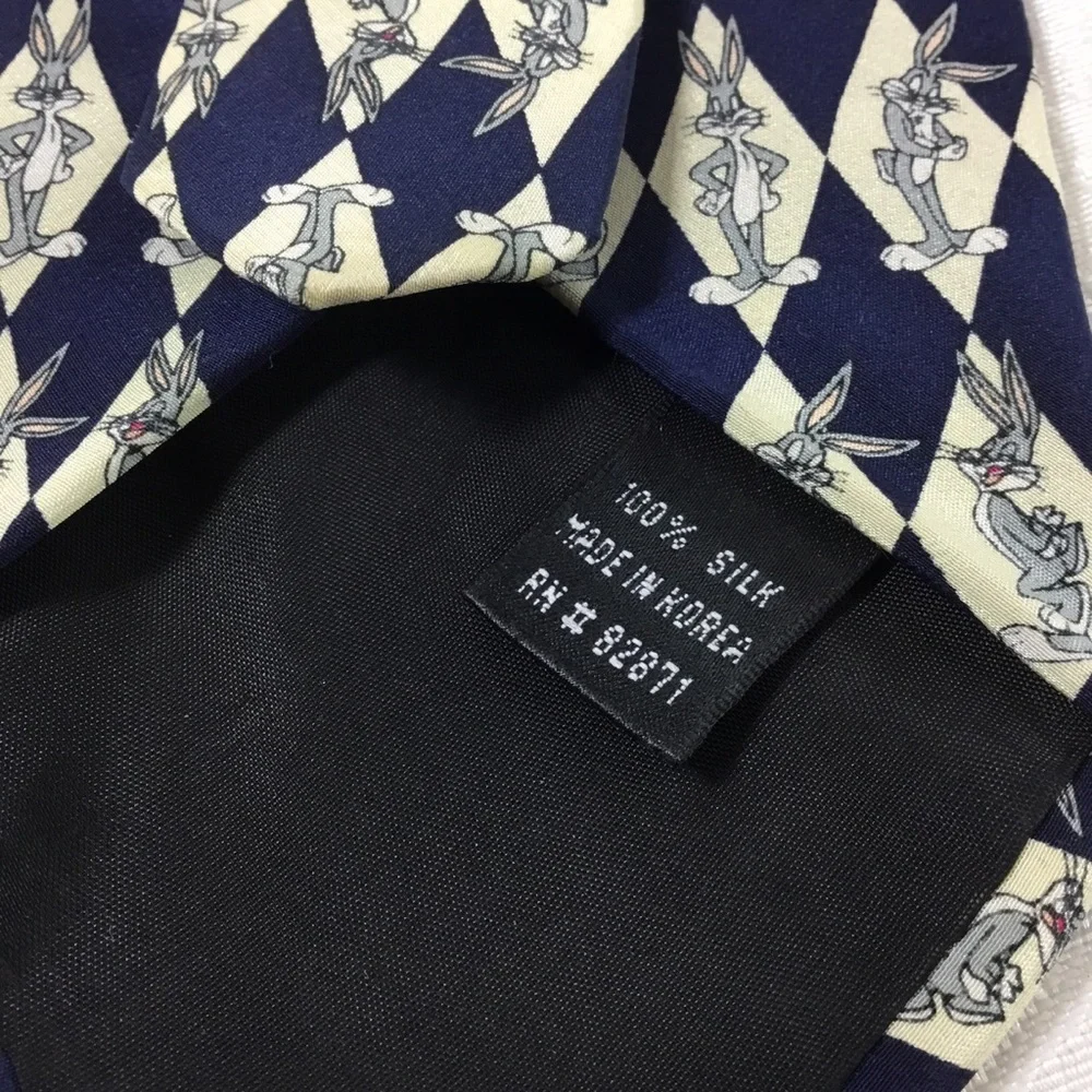 Warner Bros. Studio Store 1997 Bugs Bunny Tie - Picture 5 of 5